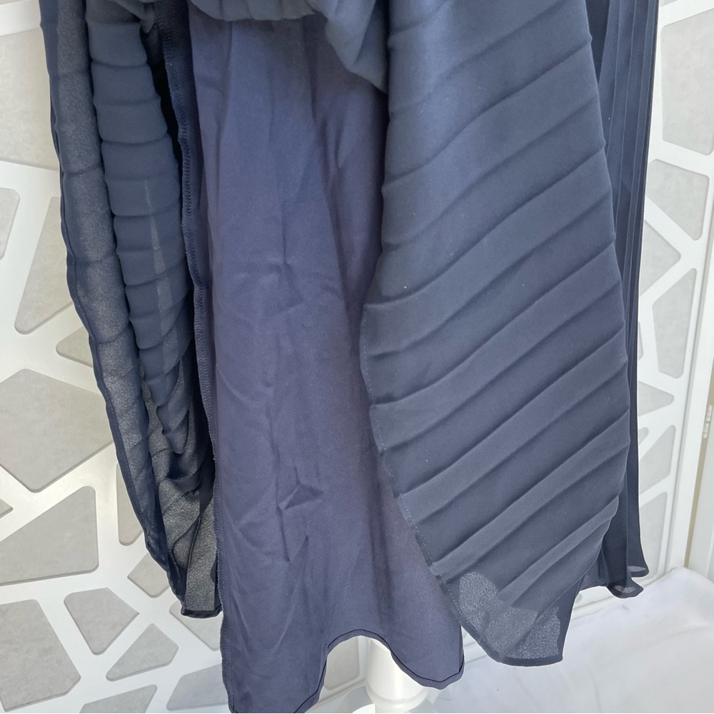 Banana Republic Pleated Midi Skirt Navy Sz 8 EUC - Picture 13 of 16